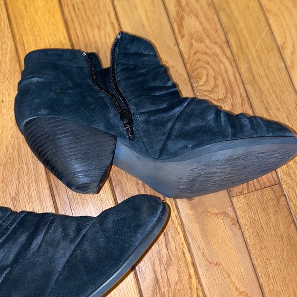 Booties - Picture 3 of 7